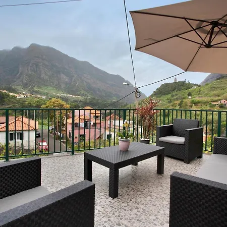 House Nyaraló São Vicente